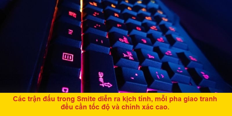 Nhân vật V và hành trình tìm kiếm bản sắc